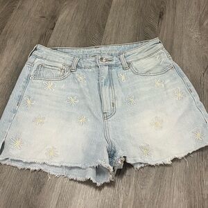 American Eagle Outfitters Light Wash Floral Jean Shorts